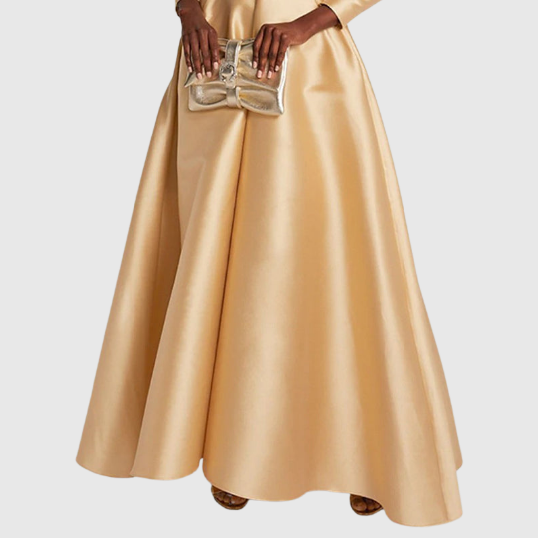 Ralella | Elegant Pleated V-Neck Maxi Dress