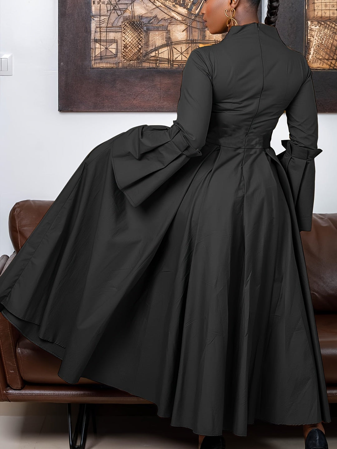 Netilda | Elegant V‑Neck Flare‑Sleeve Dress